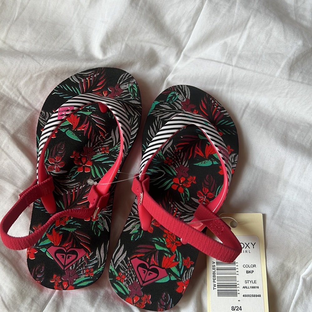 NWT Roxy Sandals - Picture 2 of 3